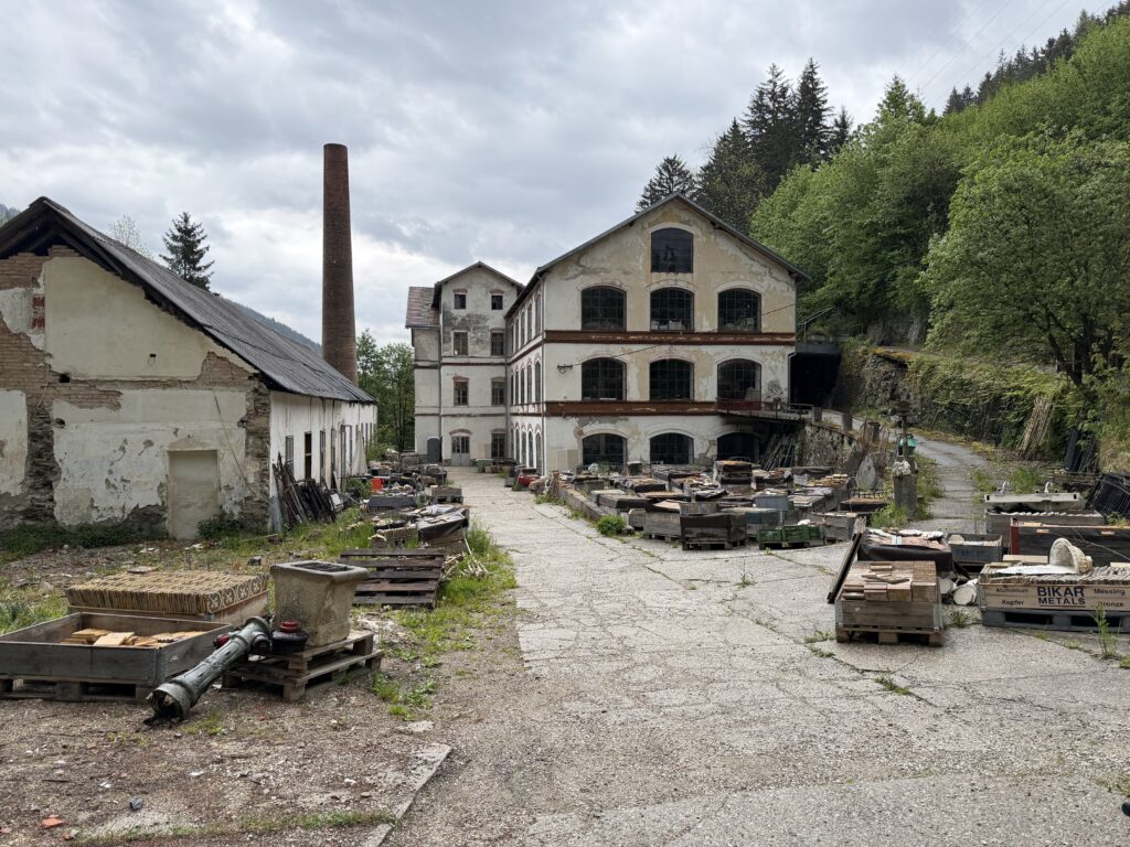 Textilfabrik Trattenbach