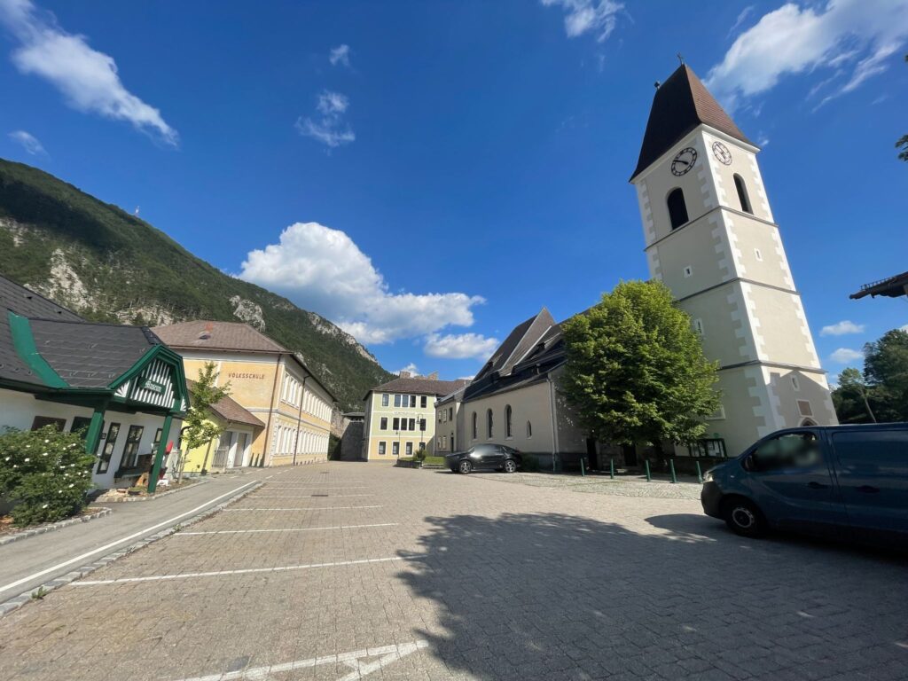 Schule in Puchberg am Schneeberg, wo Ludwig Wittgenstein als Volksschullehrer arbeitete